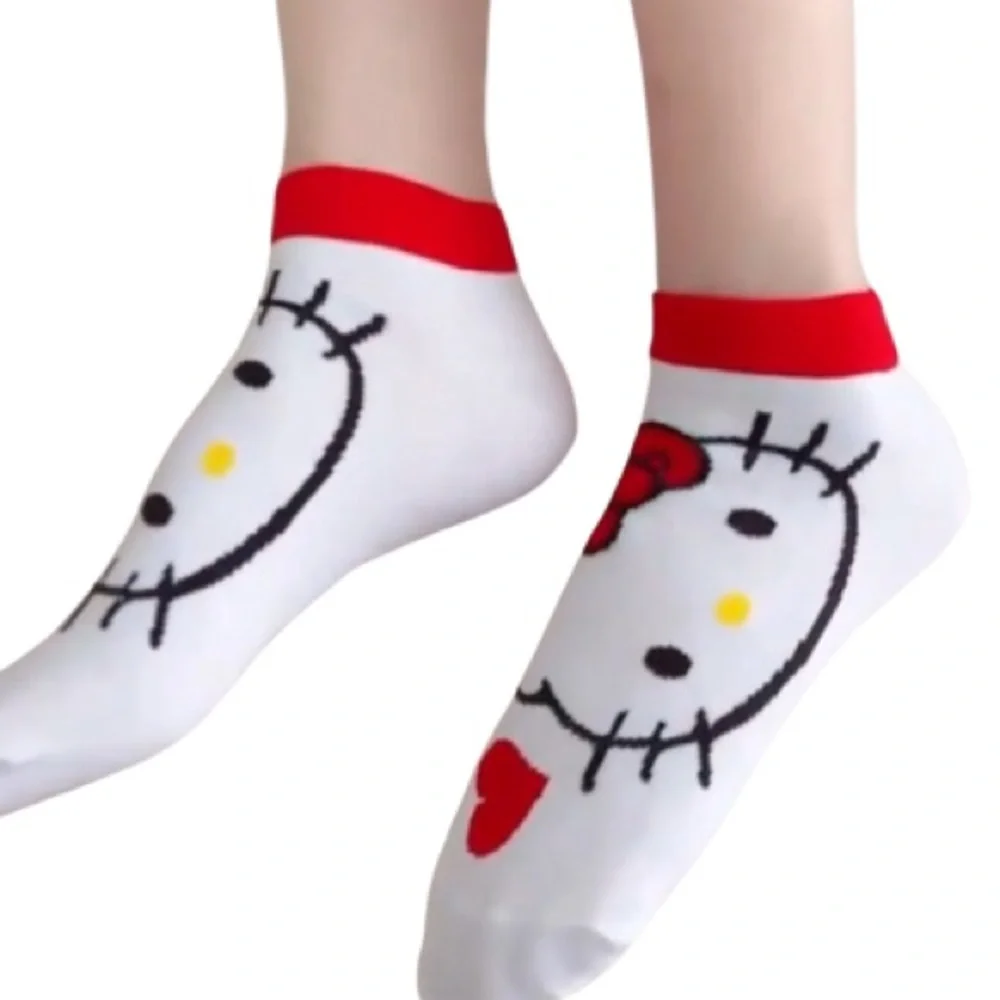 NWT! 5-Pair Hello Kitty Low-Cut Socks Set